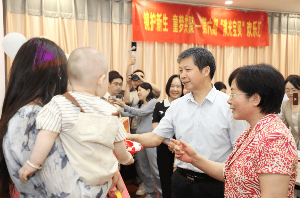郑大三附院(河南省妇幼保健院)开展六一儿童节系列公益活动