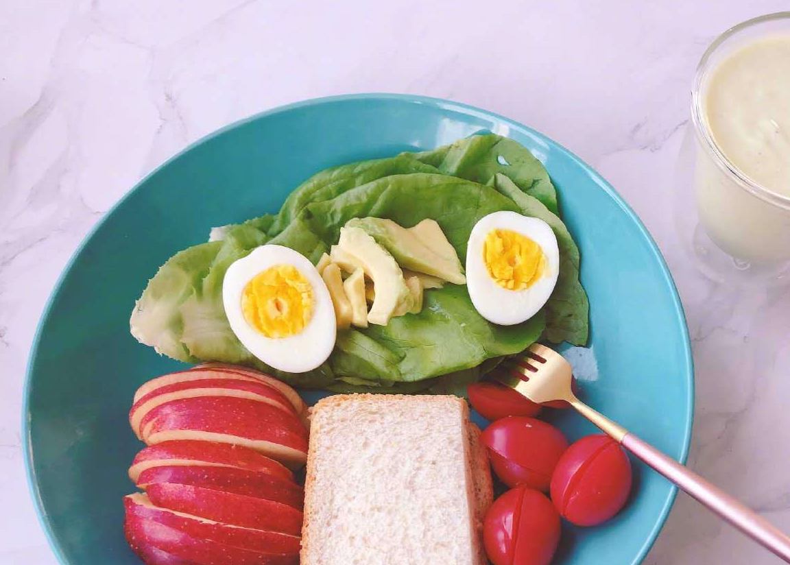 36岁蒋欣一瘦啥都有,大方公开健康餐单,这样吃你也会瘦得惊艳!