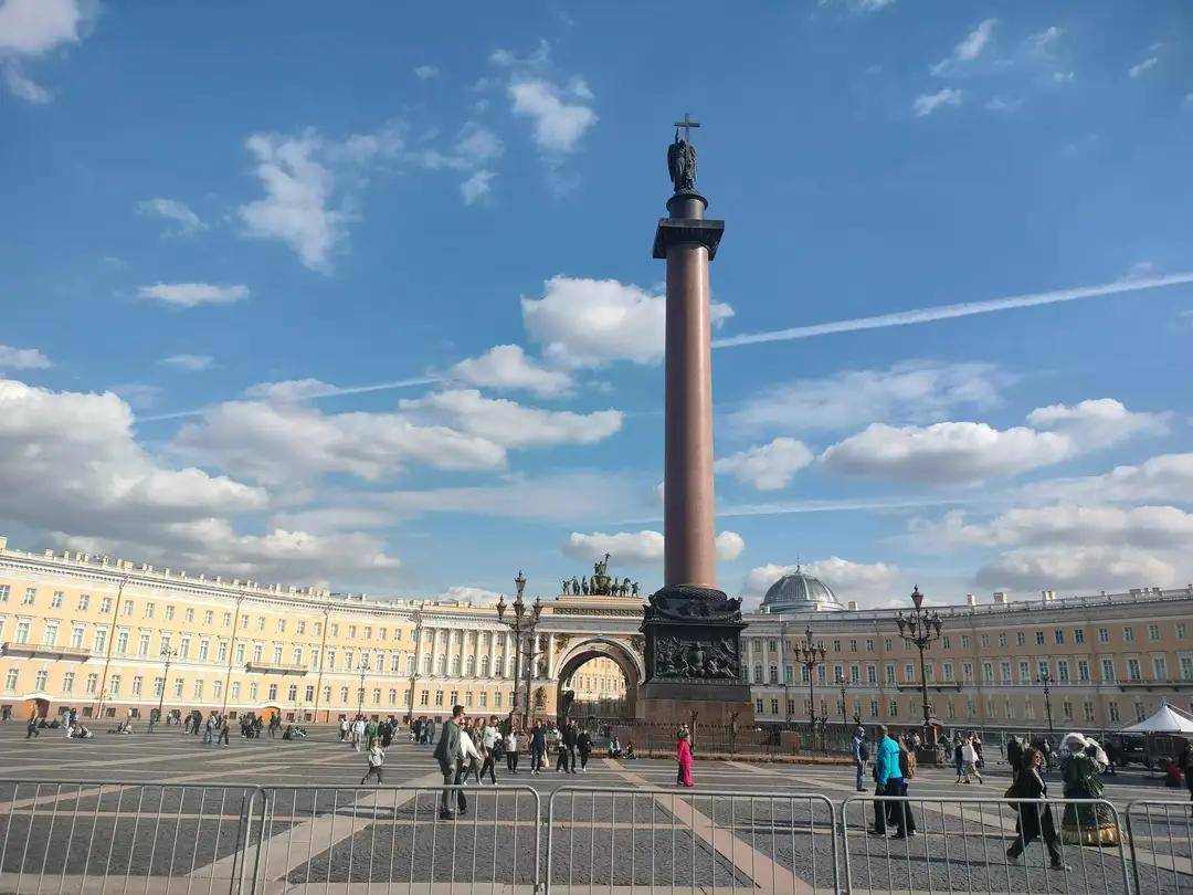 俄罗斯观光记(六)_冬宫_广场_油画