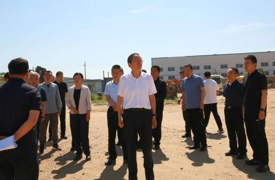 忻府区召开生态环境保护督察问题整改工作现场推进会