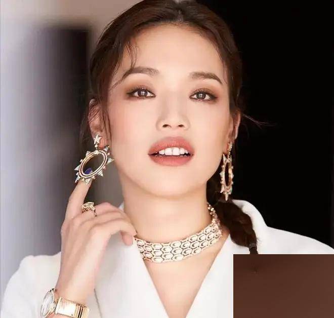 不老神话揭秘:王祖贤的那年,性感与才华交融,谁看了能hold住?