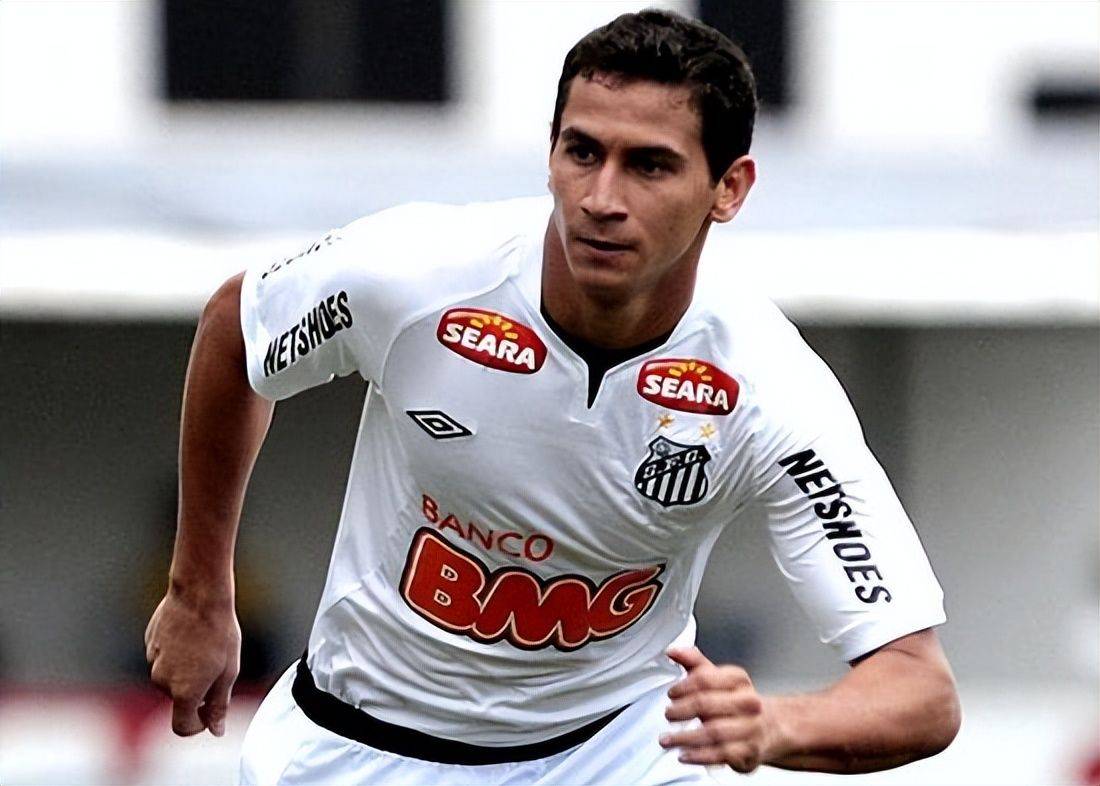 世界足坛十大伤仲永代表,巴洛特利领衔,阿德里亚诺最可惜