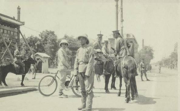 定武军的辫子:招摇撞骗的护身符,战败逃亡时却成了祸根