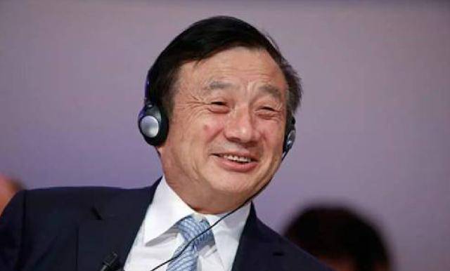 任正非,要求捐款100万,他反问一句话,令校长哑口无言_教育_华为_校训