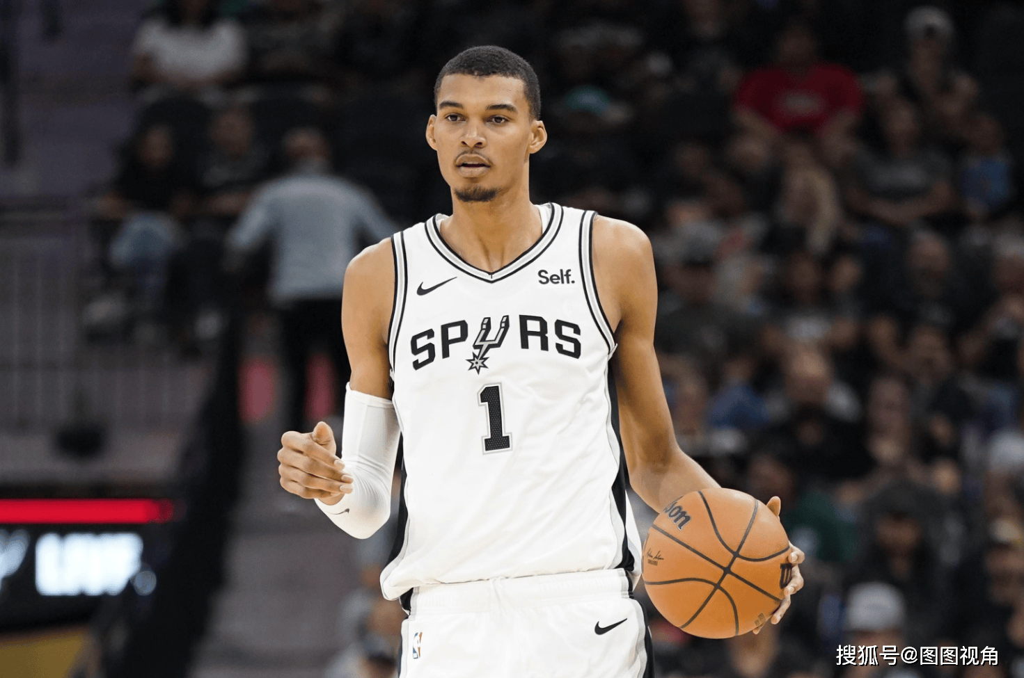 特雷杨交易方案曝光!文班亚马迎来助力,约翰逊再受重用?