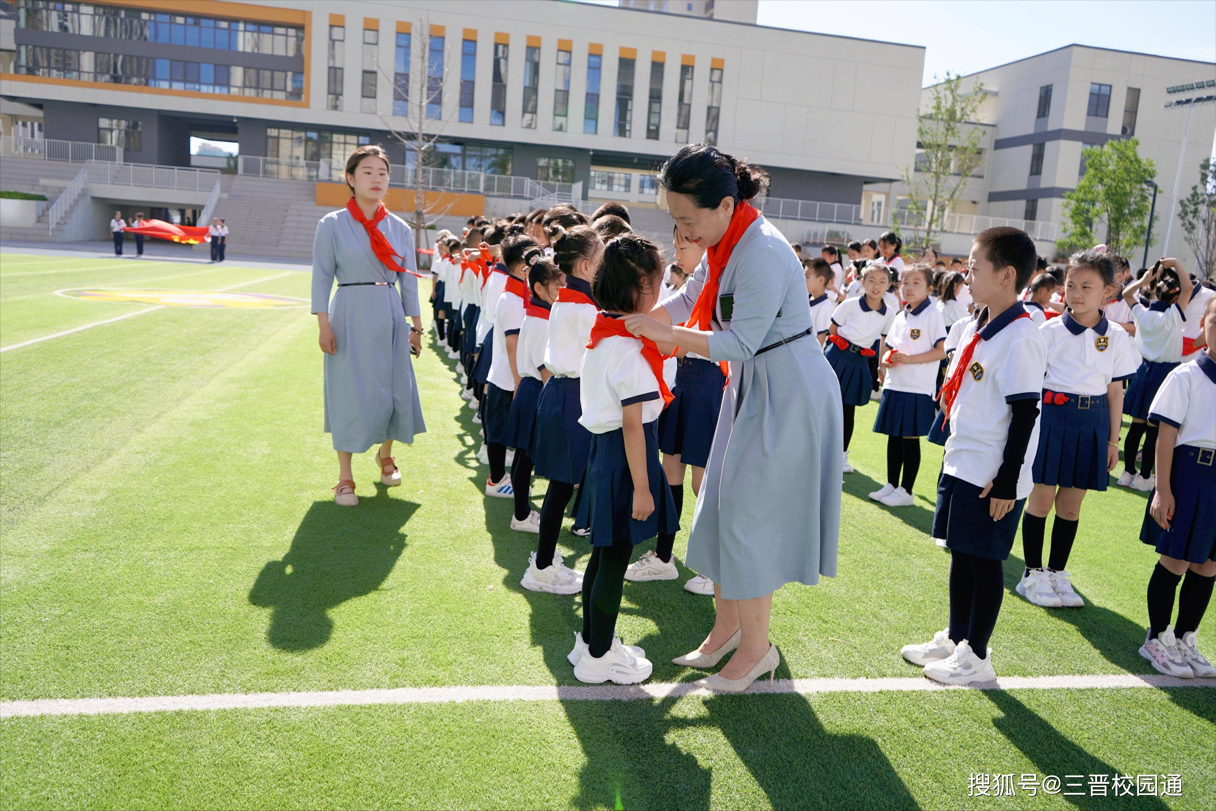 育华实验小学举办"红领巾 爱祖国"庆六一系列主题课程暨校园艺术节
