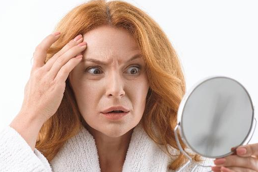 妇科专家提醒:这几种食物,女人别再吃,会加速度变老!