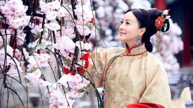 她貌美如花,是康熙看中的儿媳,死后康熙做了一件令她欣慰的事情