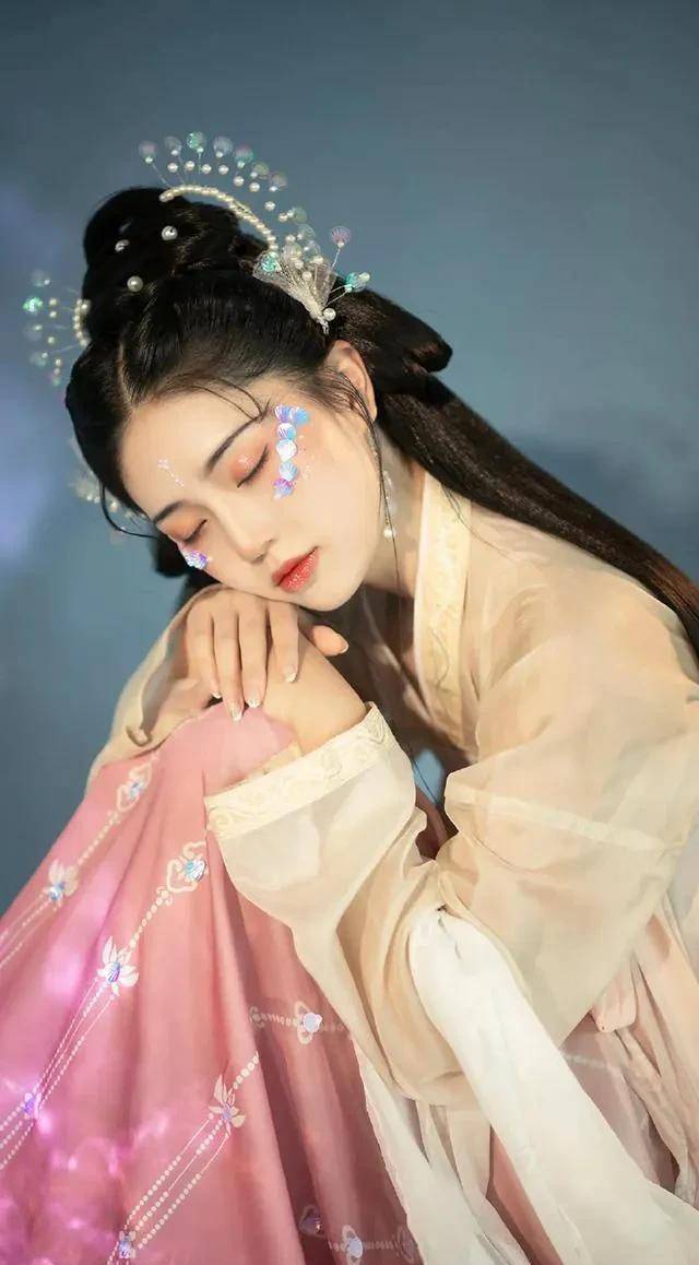雄才大略的北魏孝文帝,他的爱情竟然如此不堪和耻辱_拓跋宏_冯润_冯