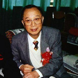 香港富豪林百欣:被女儿告上法庭,儿子沉迷美色,后代坑爹百亿