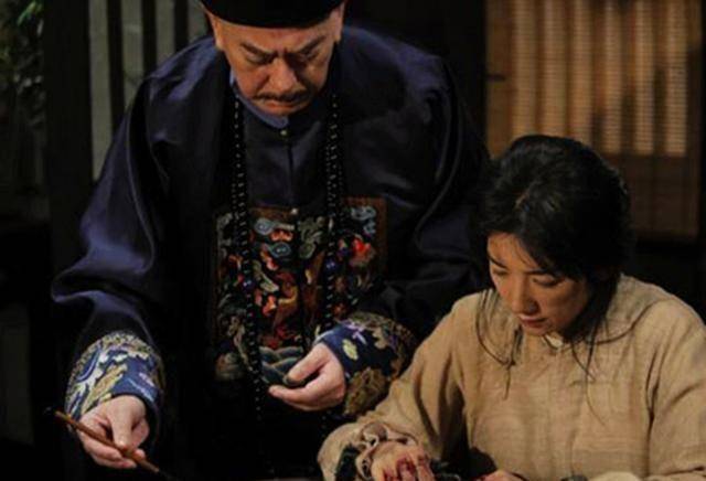 秋瑾行刑前留下3则遗言,监斩官满口答应,却在百日后羞愧自尽