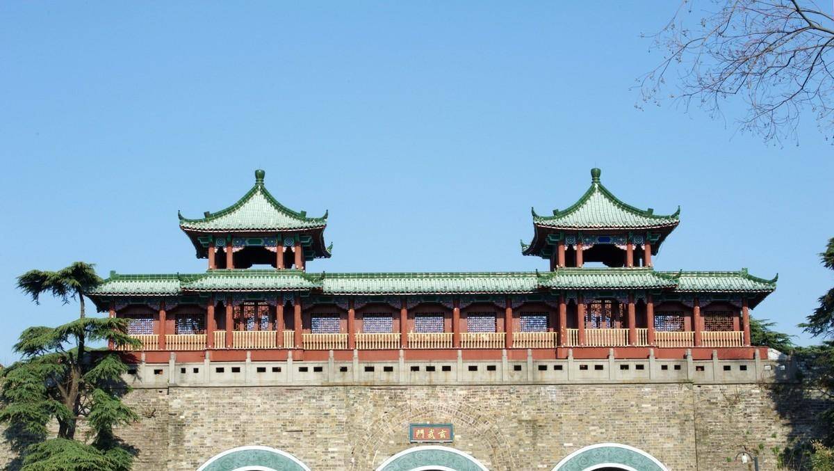 创作者
            李世民是是不是心怀不满的，为何没法帮李世民？