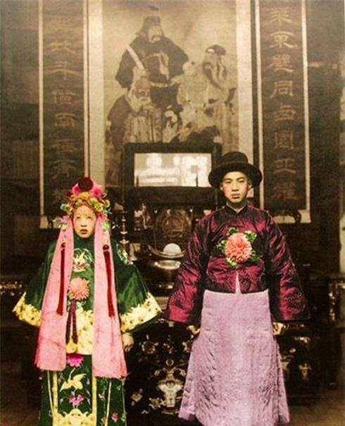 罗晋唐嫣结婚官宣!明星婚姻也很单调,不像古人有十种结婚方式呢