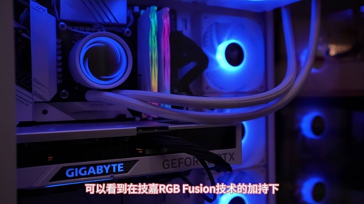 0主板进行测试,显卡采用同样来自技嘉的这张rtx 4070 super 冰猎鹰