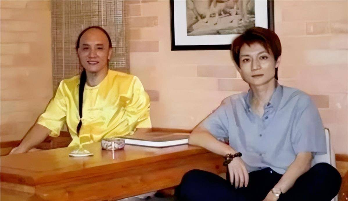 "前朝遗民"身份造质疑其实爱新觉罗·州迪到底是否是多尔衮的十世孙这
