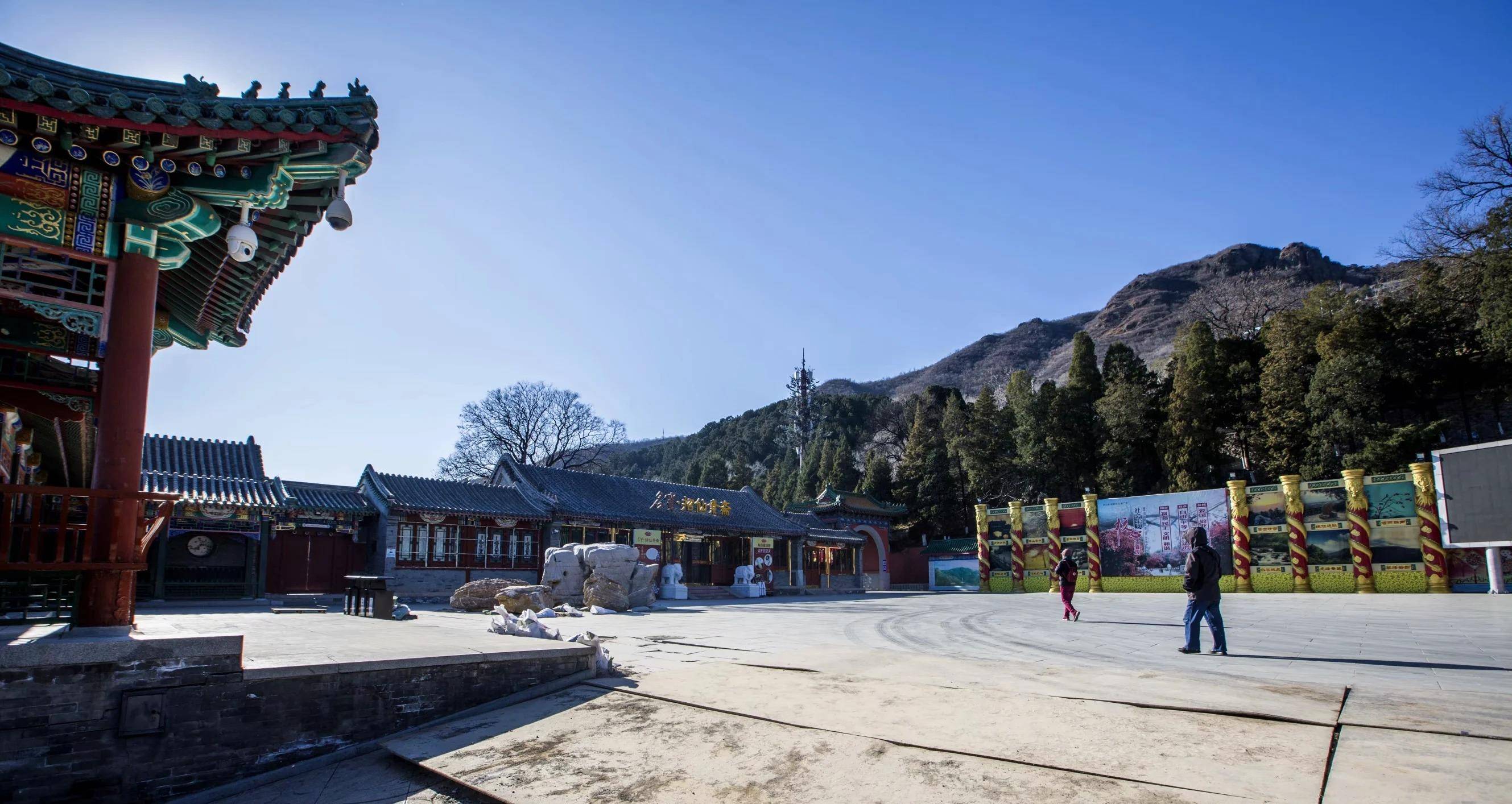 八大处历经清顺治年间康熙年间两度重修规模日大改称长安寺