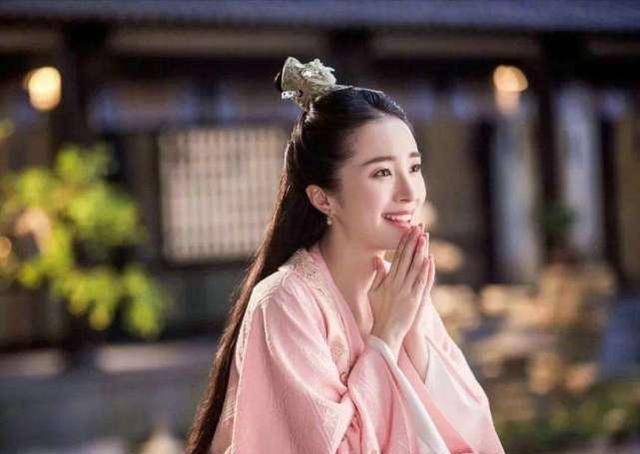 由于隋文帝的妻子独孤伽罗,是李妻子独孤氏的亲妹妹,因此李的儿子李渊