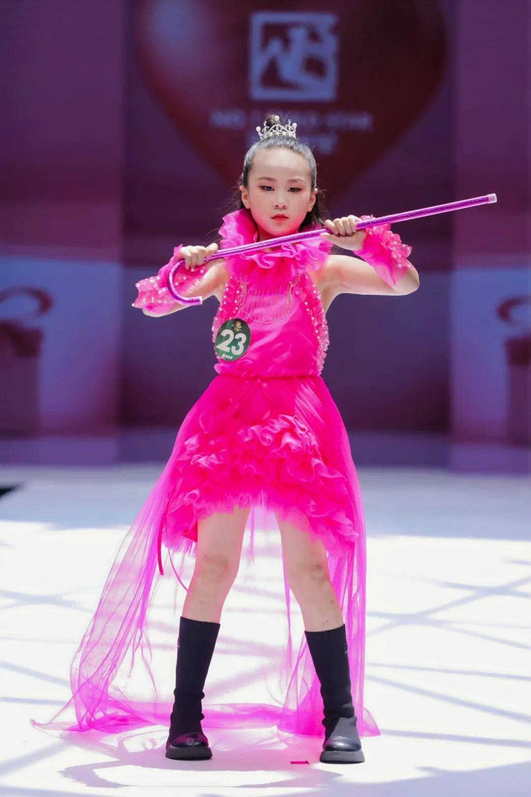 第一童星专访|最受欢迎小超模-何美慧【勇往直前,童星闪耀】