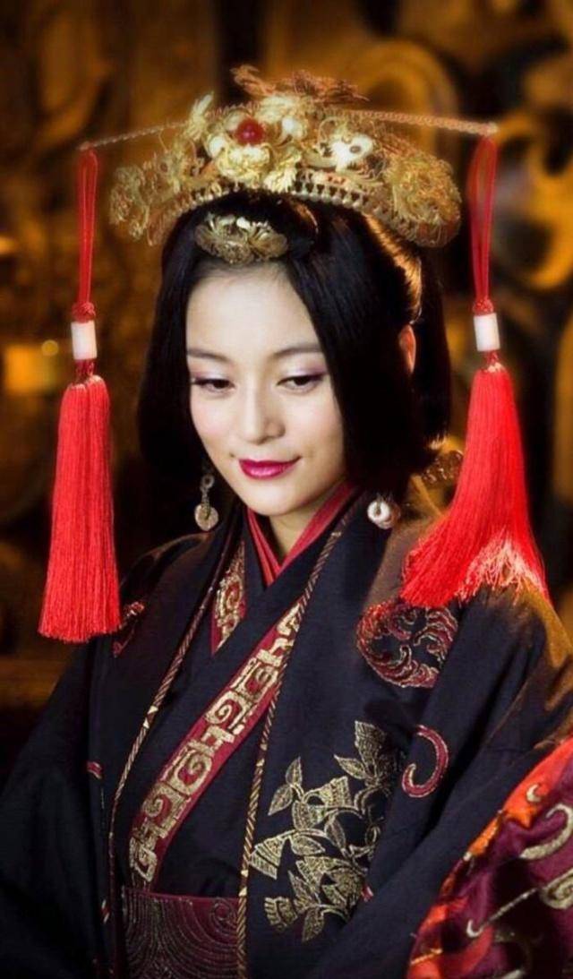 郭圣通是东汉开国皇帝刘秀的皇后.