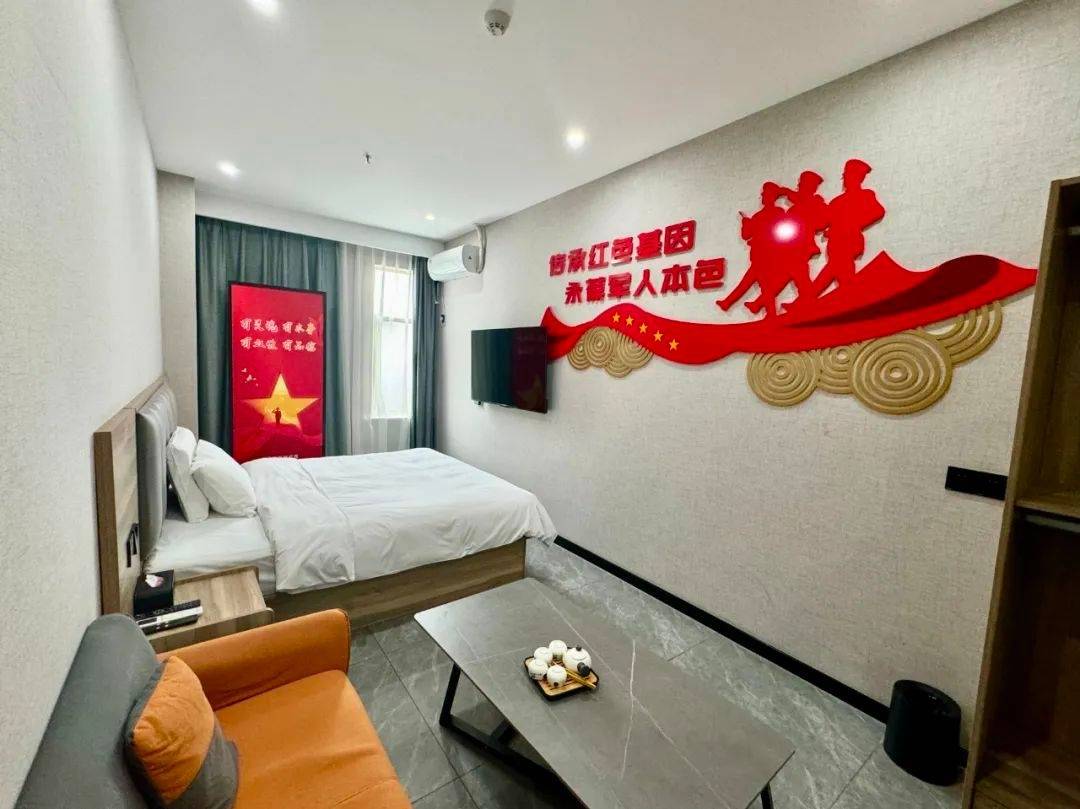 打造社会化拥军新平台!松江区首家"军人驿站"揭牌