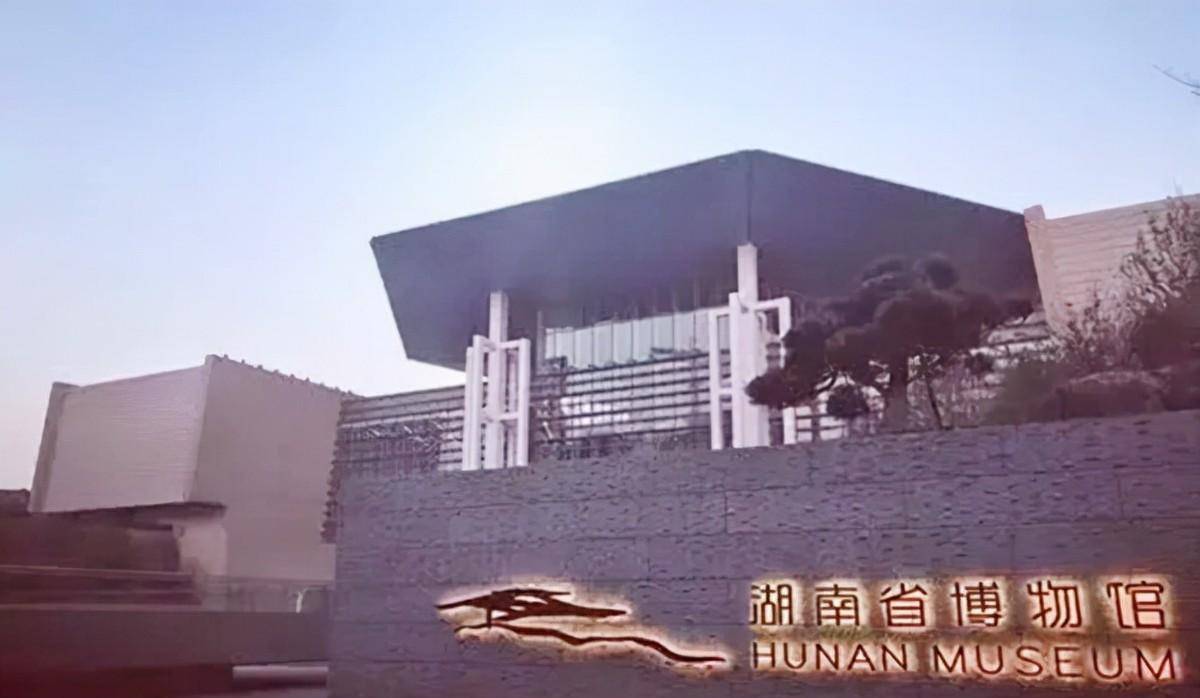 1983年,长沙男子盗走38件国宝,出狱15年后,却被折磨成神经病