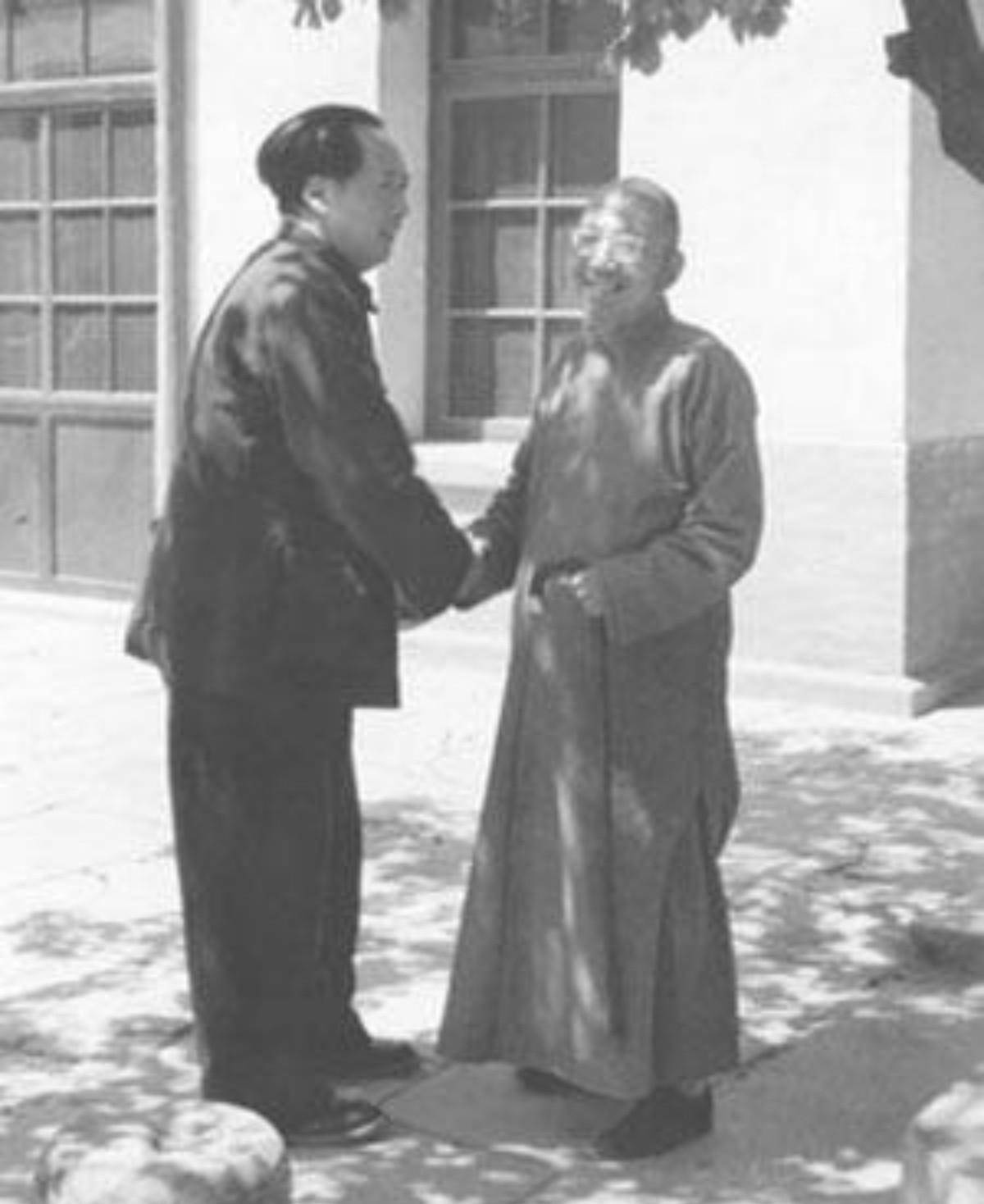 的女神,17岁的美少女,百年后发现她却是男儿身_潘小璜_柳亚子_男人