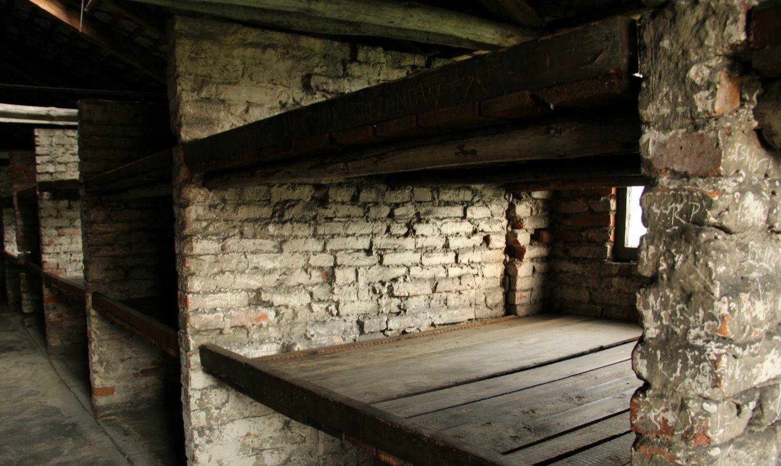 直击"杀人工厂"奥斯维辛集中营:阴森恐怖,倒数第三张让人哭泣