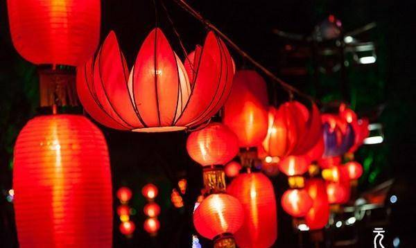 俗话说的好"正月十五挂灯笼",那这个习俗怎么来的你知道么