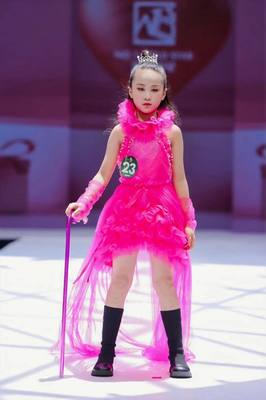 第一童星专访|最受欢迎小超模-何美慧【勇往直前,童星闪耀】