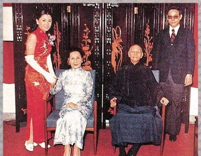 10大名人生平最后一张公开照:给人一种诡异的感觉,图9是戴安娜