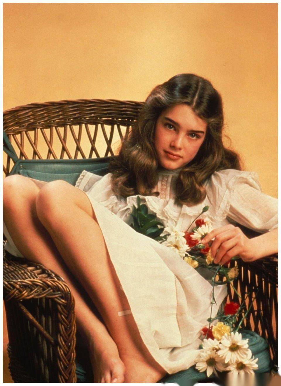 波姬小丝上世纪第一美女世界第八大奇迹的迷人写真赏这谁顶得住