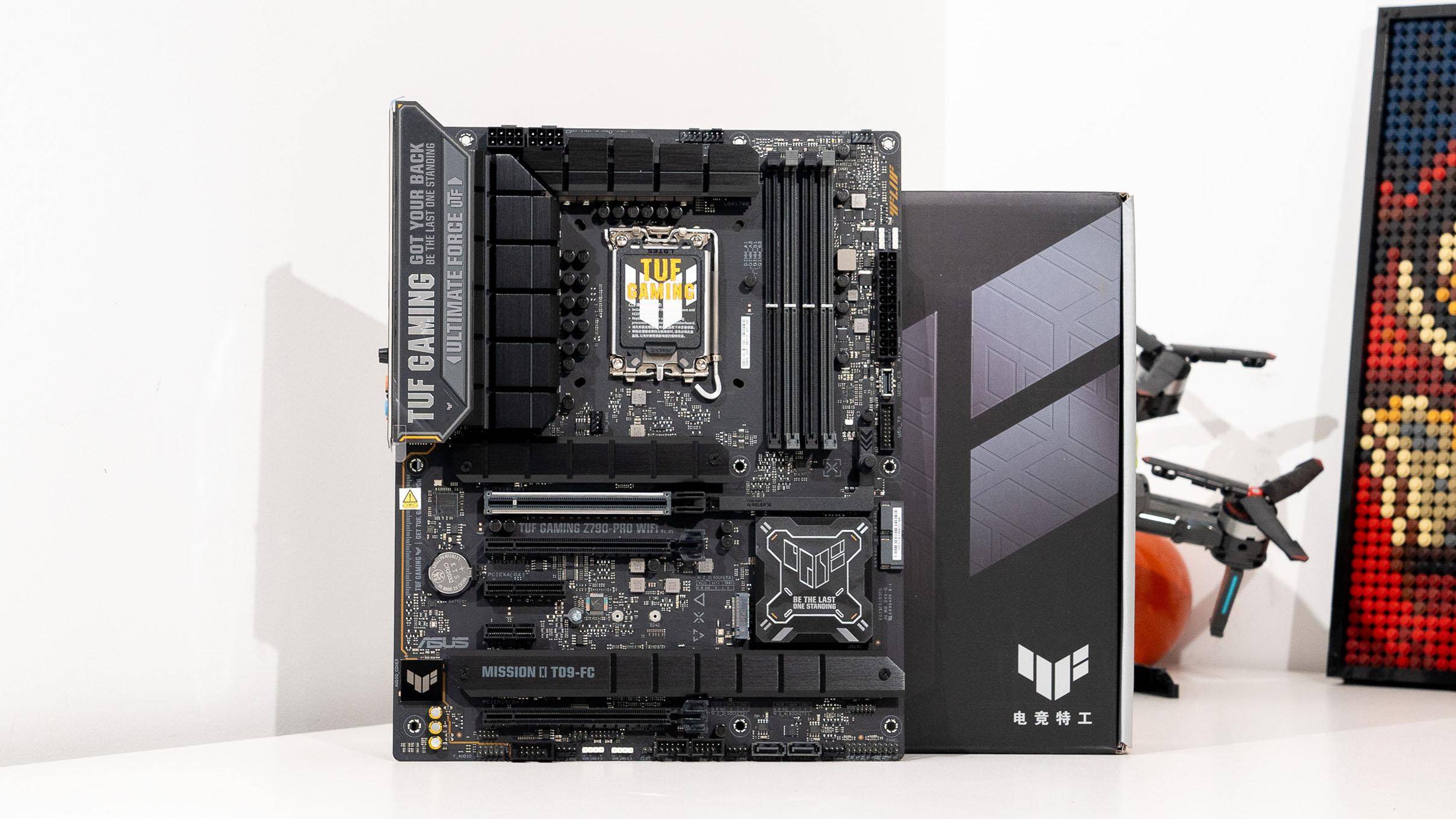 机箱结构还能再创新?联力sup-01 索泰 pgf 华硕tuf z790-pro装机展示