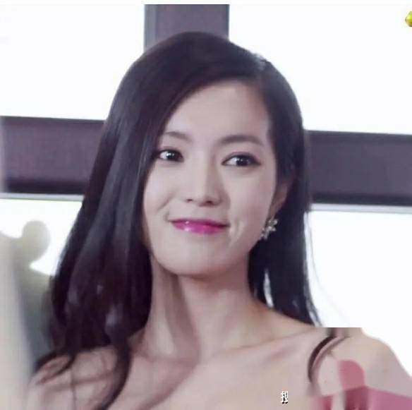 申珉熙:从不老神话到魅力女神,40岁美得让人惊叹,这世界怎能抵挡!