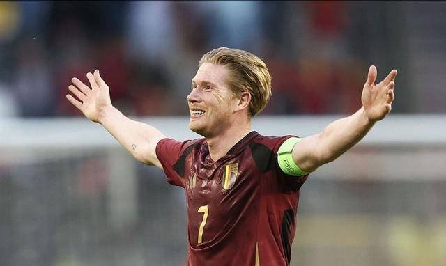 真核百场喜迎破门,期待卢卡库回归_德布劳内_比赛_前锋