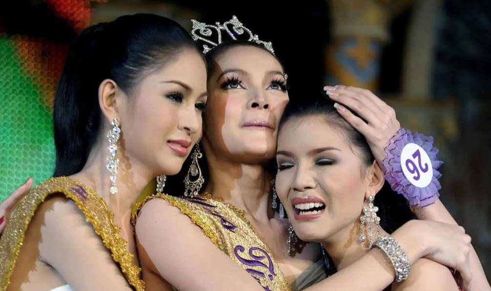 从事风俗业的泰国人妖有多惨?被顾客虐待,负债累累是常态