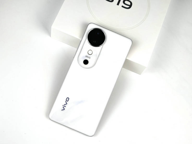 vivo s19评测:驭光而行 打造东方美学气质的人像标杆
