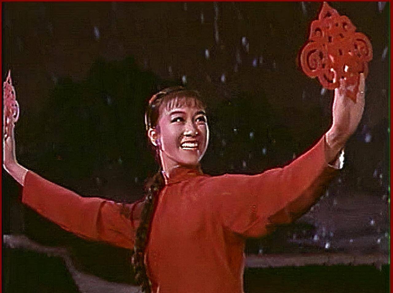 重庆作家罗学蓬,写书污蔑《白毛女》"喜儿"茅惠芳:毫无道德