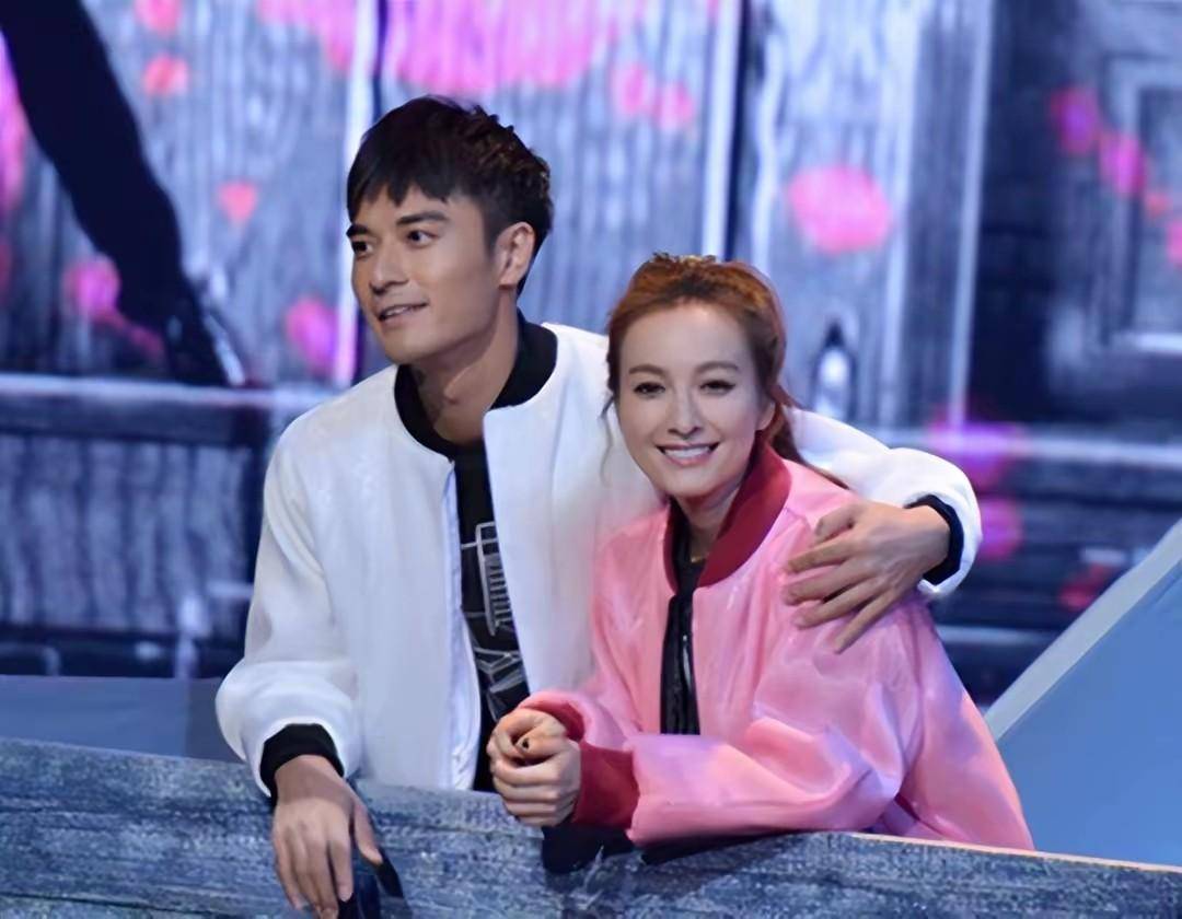 吴昕:我这辈子最正确的决定,就是和比自己小三岁的郑凯在一起