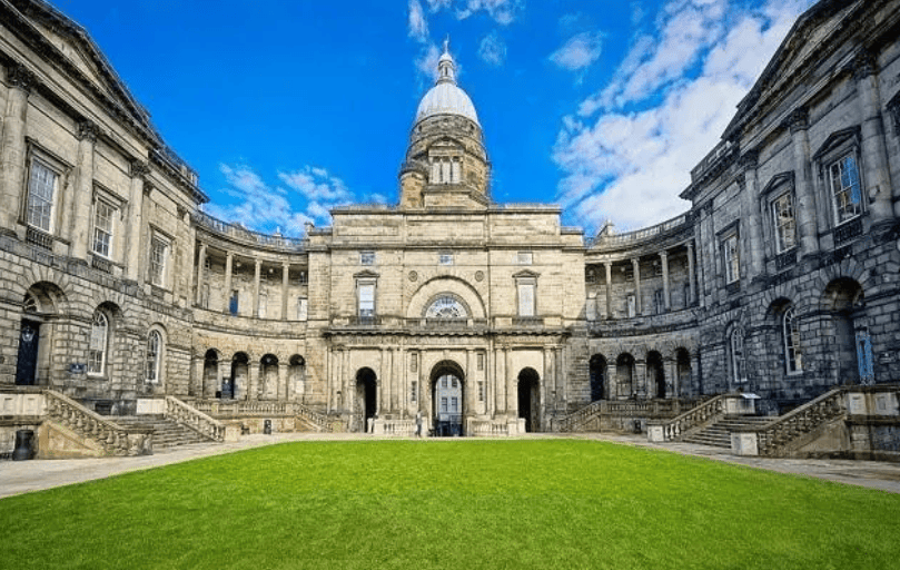 案例:保研失败后,学生拿到帝国理工学院录取