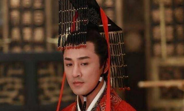 刘畅并没有因为父亲汉明帝的另眼相待而生出异心,在哥哥汉章帝即位