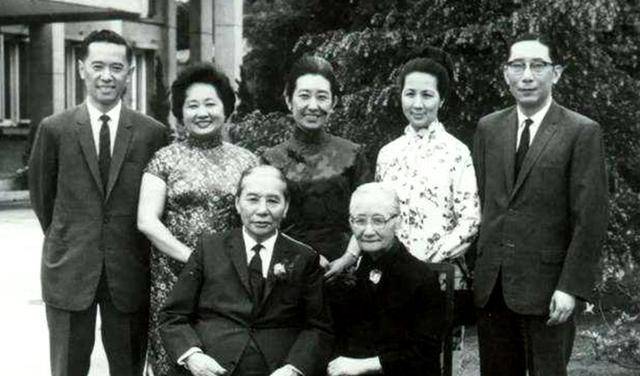 1949年12月,"云南王"卢汉借助张群的名义促成大事