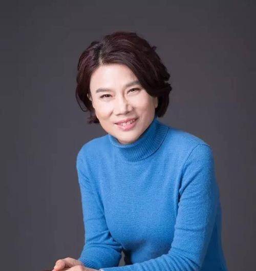 2005年,董明珠在办公室怒吼:你们9亿就要把格力卖给老美,休想