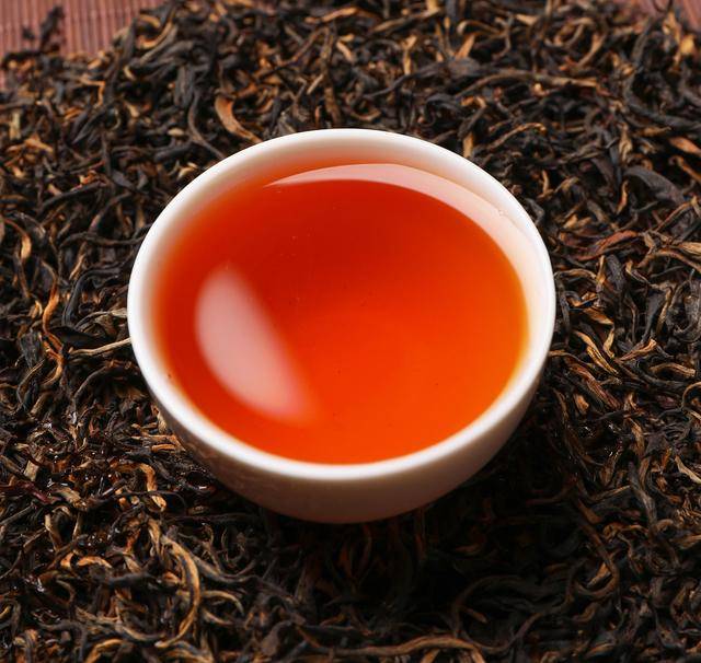 一探全发酵茶的奥秘与2024年红茶品牌大揭秘!