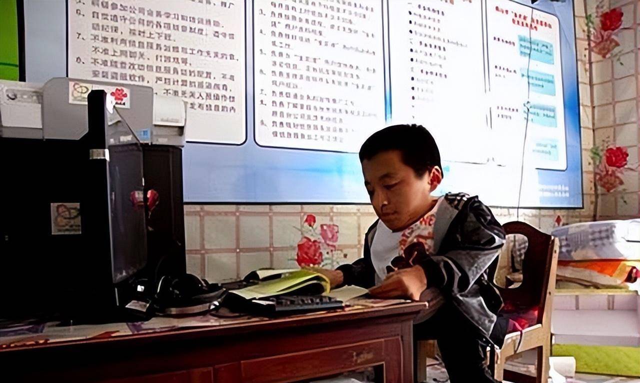 轰动一时的"世界最矮母亲":高0.7米,嫁1米8帅哥,生3娃后去世