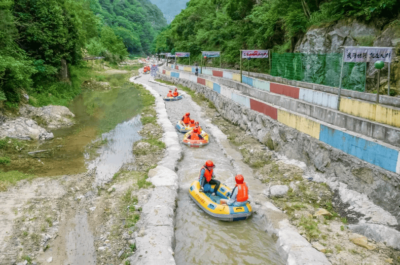 毕升大峡谷漂流盛大开漂,千人共赴清凉之旅