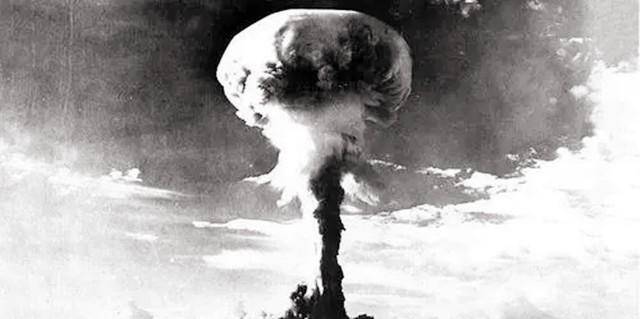 大火燃烧了3年始终都没有被熄灭,苏联原子能部和地质部联合推出了核弹