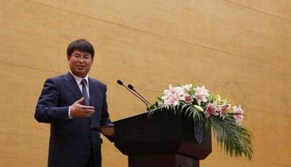 16岁考上985,24岁获博士学位,37岁担任山东大学校长_教育_展涛_研究