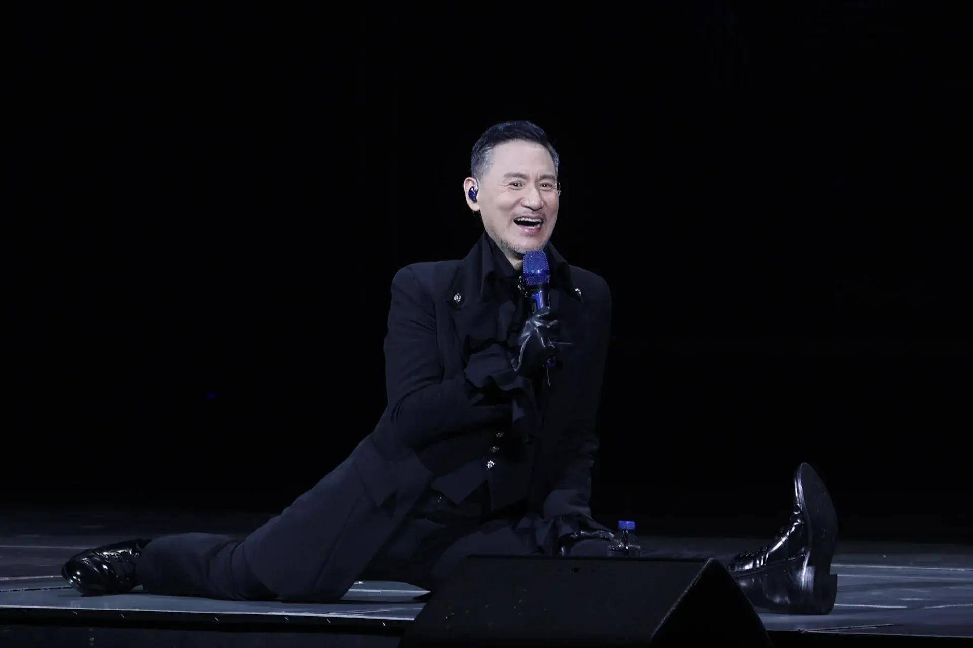 张学友患rsv:20亿打水漂,从"歌神"到"走穴网红",经历了什么