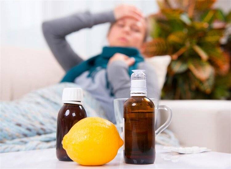 3,富含蛋白质的食物如鸡蛋,小米等,蛋白质是构成细胞的基本物质,对于