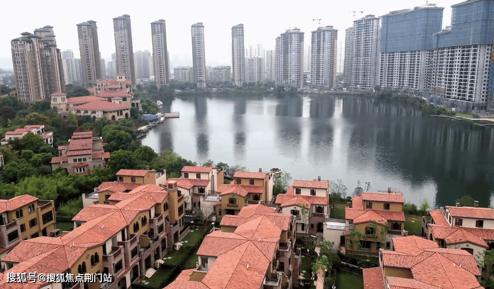 杭州东海闲湖城&东海闲湖城优惠活动&房价-地址-东海闲湖城排屋别墅
